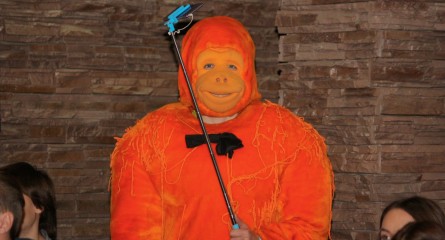 Оранжевая вечеринка: в БГУЭП отпраздновали день работников рекламы